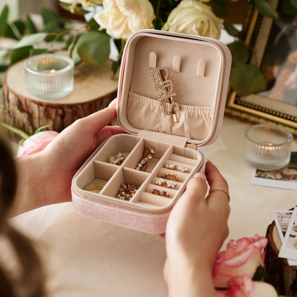Boîte à Bijoux en Velours pour Femme – Organisateur Élégant et Pratique