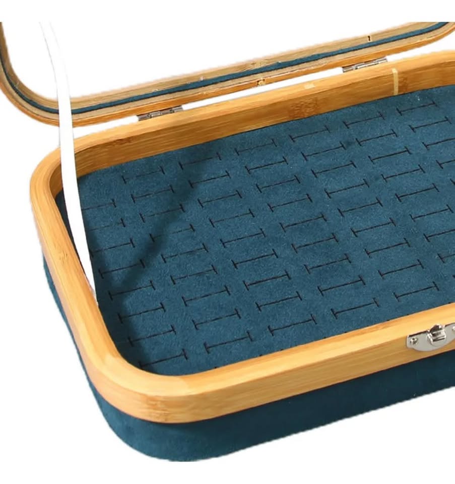 Organisateur de Bijoux en Bois – Élégance & Rangement Parfait