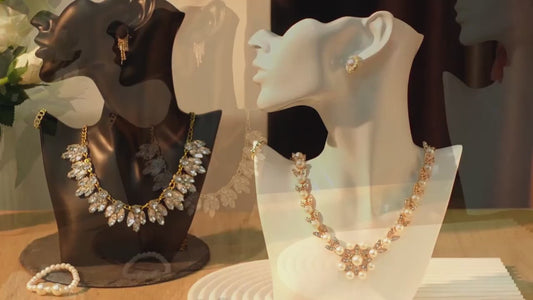 Présentoir à Bijoux Élegant  pour Boucles d'Oreilles et Colliers